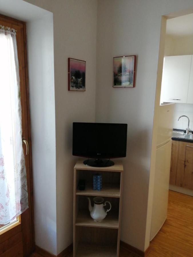 Ajarnola N14 Apartment Падола Екстериор снимка